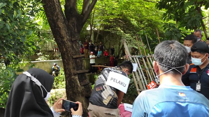 Rekonstruksi kasus mutilasi Dony Saputra di Bekasi