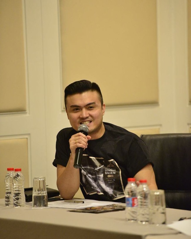 Nama Gilbert Marciano yang sempat popular karena membintangi sejumlah sinetron kini juga memilih untuk beralih profesi menjadi seorang pengacara. Sejak tahun 2013, Gilbert memilih untuk mewujudkan cita-citanya dengan menjadi seorang pengacara. Foto: Instagram/gilbertmarciano