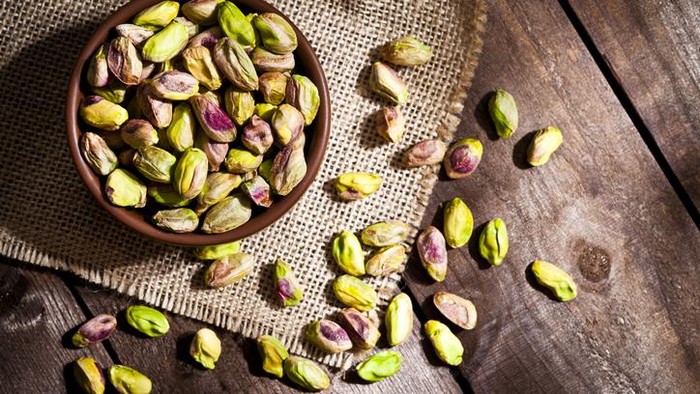 Susu Pistachio Sama Bagusnya Dengan Susu Almond? Ini Kata Ahli