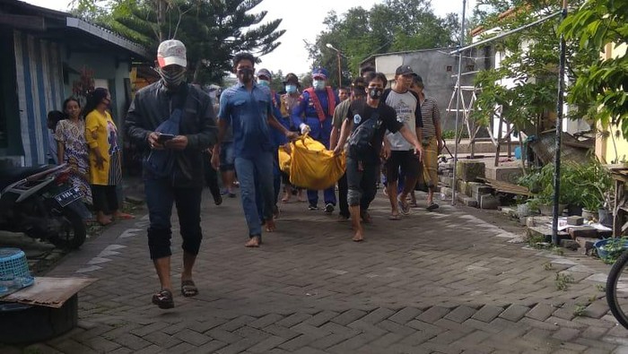 tewas terseret arus sungai