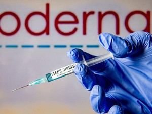 Penggunaan Vaksin COVID-19 Moderna Disetujui Oleh Panel AS