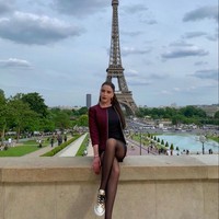 Di Instagramnya, Anna pun kerap memamerkan liburan mewahnya. Anna kini telah diamankan pihak berwajib. Saat diadili, Anna menunjukkan gejala depresi. Foto: Instagram