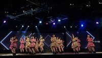 Sepanjang 9 tahun berkarier, JKT48 telah banyak mendebutkan member. Tak sedikit juga dari member yang sudah debut melepaskan diri dari JKT48. (Foto: dok. Twitter JKT48) 