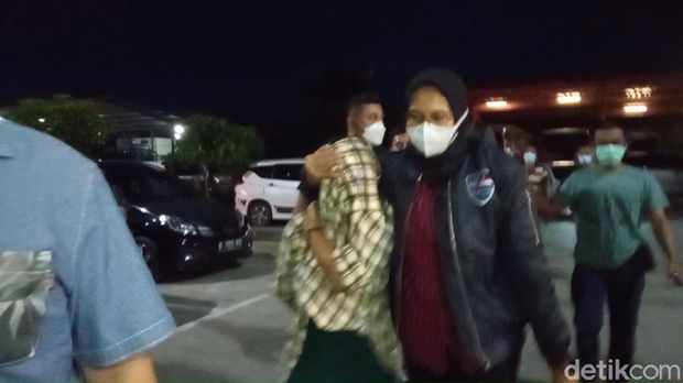 Artis TA ditangkap polisi di Bandung terkait prostitusi online