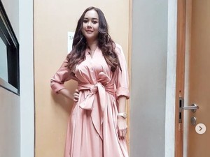 Soal Gugat Cerai, Aura Kasih: Perpisahan Itu Hal yang Sangat Menyedihkan