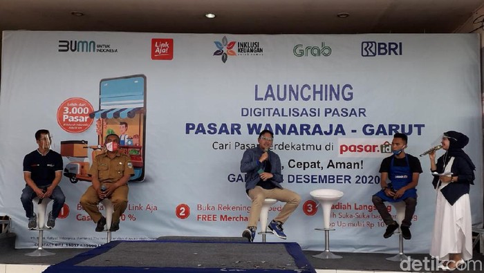 Belanja kebutuhan pokok di Pasar Wanaraja Garut kini bisa lewat online