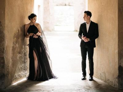 Intip 10 Potret Prewedding Billy Davidson & Patricia, Kompak Berbusana Senada