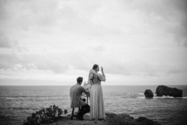 Sayangnya hingga saat ini keduanya belum mengumumkan tanggal bahagia pernikahan mereka. Foto: Instagram/@caliaphoto