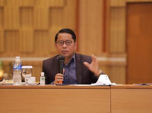 MUI Serukan Saf Salat Berjemaah Dirapatkan, Kemenag Ingatkan COVID Masih Ada
