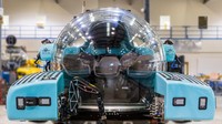 Tak sampai di situ, perusahaan Triton Submarines juga tenah membuat kapal selam yang membawa tiga orang dengan kedalaman 7.500 kaki atau 2.286 meter dan membawa dua orang dengan kedalaman 4.000 meter. (Triton Submarines)