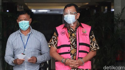 Mantan Dirut Jiwasraya Hendrisman Rahim Kembali Diperiksa