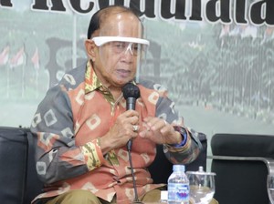 Kasus COVID-19 Belum Turun, Waket MPR: Ambil Kebijakan Larang Masuk WNA