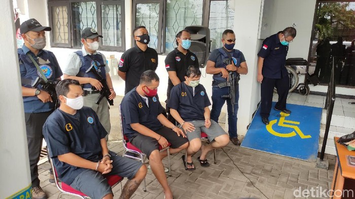 Tiga pengedar sabu yang dibekuk BNNP Jateng, salah satunya anggota polisi di Wonosobo