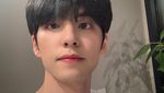 10 Potret Selfie Wonpil DAY6, Ekspresinya Khas Banget!