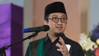 Maskeran terus, hindari kerumunan, cuci tangan, jaga jarak, hidup sehat. Dan banyak bersyukur, banyak bertaubat, tutup ustaz Yusuf Mansur. (Foto: dok. Instagram Yusuf Mansur)