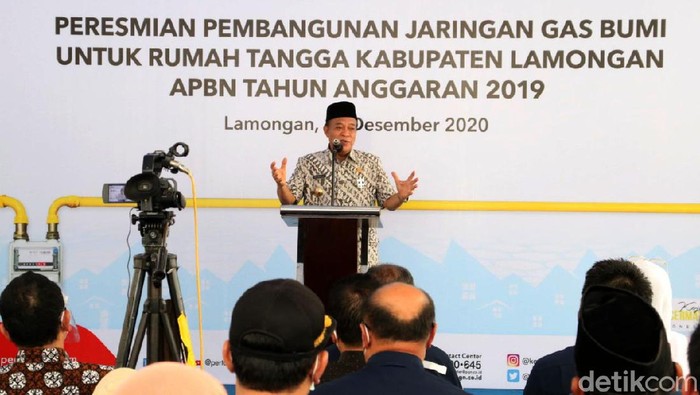 Ribuan jaringan gas bumi (Jargas) untuk rumah tangga di Lamongan diresmikan. Pembangunan Jargas terbagi dalam 7 sektor yang cakup sejumlah kelurahan di Lamongan