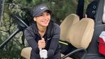 9 Potret Gina Aditya, Chef yang Jadi Bidadari Lapangan Golf