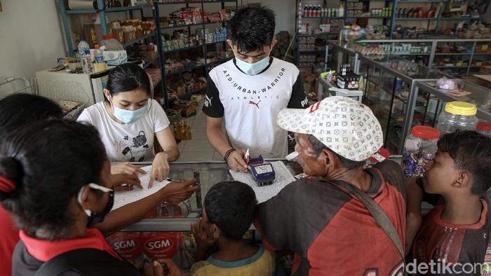 Agen BRILink Ikut Sokong Aktivitas Perekonomian Warga di Perbatasan Kehadiran agen BRILink beri angin segar bagi warga di kawasan PLBN Motamasin, NTT. Pasalnya, Warga kini tak lagi sulit untuk melakukan aktivitas perbankan.