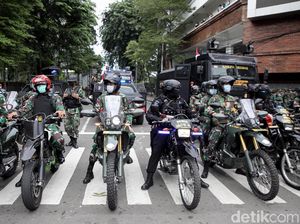 Bubarkan Massa Aksi 1812, Polisi-TNI Sisir Kawasan Sabang