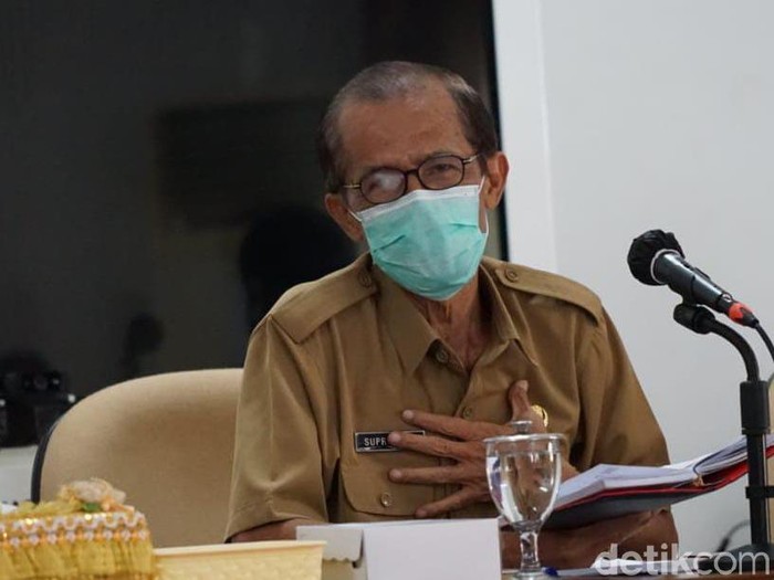 Bupati Magetan Suprawoto