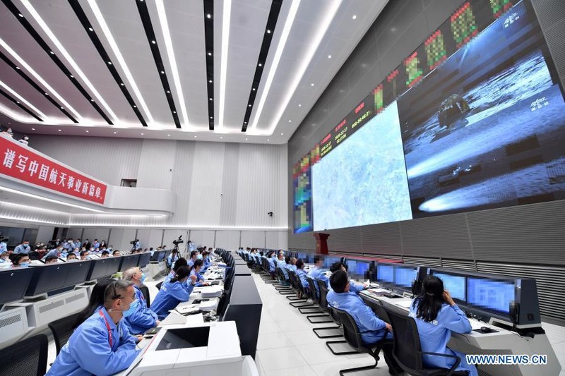 Chang'e 5 mendarat di Bumi bawa sampel Bulan