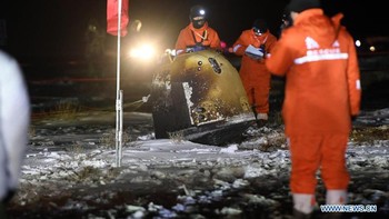 Misi ini diluncurkan pada 24 November lalu membawa empat wahana yaitu wahana pengorbit, pendarat, pendakian dan modul reentry untuk membawanya kembali ke Bumi. Foto: Xinhua/Ren Junchuan