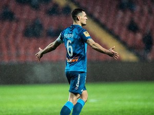 Dejan Lovren Bikin Gol Bunuh Diri Keren Pakai Dada