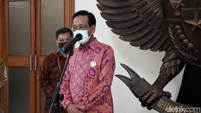 Gubernur DIY, Sri Sultan HB X, Yogyakarta, Jumat (18/12/2020).