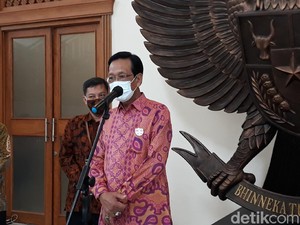 Kick Off Vaksinasi COVID-19 di Yogya, Ini Wejangan Sultan HB X