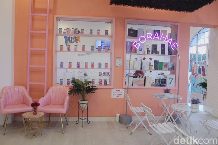 Imnida Cafe: ARMY Bisa Nongkrong Sambil Ngeboba di Kafe Bertema BTS