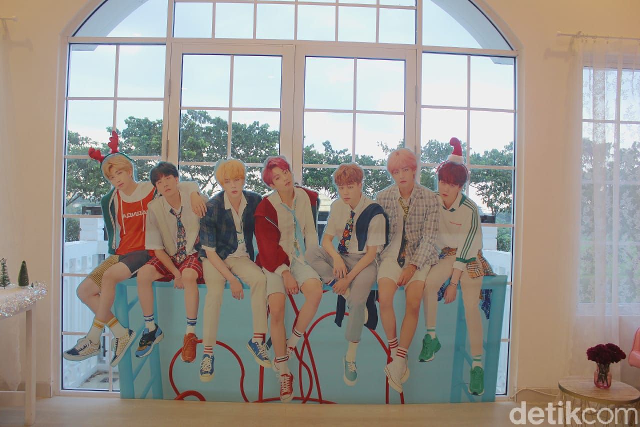 Imnida Cafe: ARMY Bisa Nongkrong Sambil Ngeboba di Kafe Bertema BTS