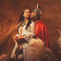 Foto-foto prewedding Vicky Prasetyo dan Kalina Ocktaranny terlihat dibagikan di media sosial Instagram keduanya. Keduanya terlihat berfoto dalam beberapa konsep yang berbeda-beda. Foto: Instagram/@kalinaocktaranny