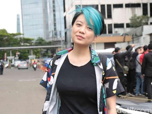 Leony Trio Kwek-kwek Berduka, Ayahnya Meninggal Dunia