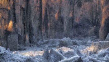 Pemenang kategori Landscape karya Stanislao Basileo. Camera: Nikon D5 Lens: Nikon 70-200 f2,8, EXIF: ISO 100, f22, 0,6sec at 200mm, Accessories: Tripod. Foto: Nature Photographer of the Year