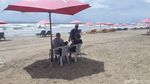 Potret Tanah Lot dan Pantai Seminyak Bali, Begitu Sepi Hari Ini