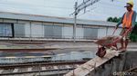 Pembangunan Peron Baru KRL di Stasiun Ceper Klaten Dikebut