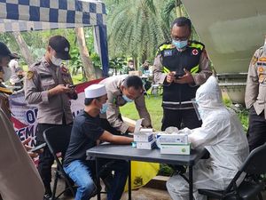 22 Massa Aksi 1812 Reaktif COVID-19, Dirujuk ke Wisma Atlet