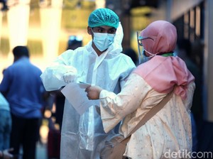 Problematika Rapid Test Antigen: Antrean Panjang hingga Efektivitasnya