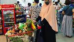Doyan Makan Enak, Ini Momen Rahma Sarita saat Masak dan Ngeduren