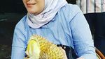 Doyan Makan Enak, Ini Momen Rahma Sarita saat Masak dan Ngeduren