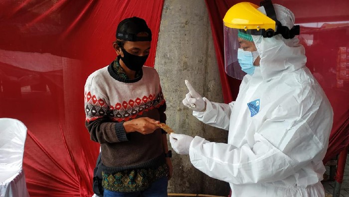 Rapid test oleh Polres Pelabuhan Tanjung Priok