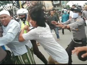 Pukul Polisi Saat Amankan Aksi 1812, Pria di Pontianak Diamankan