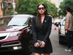 Gaya Glamour Putri Juragan Komputer Berharta Rp 566 Triliun