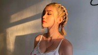 Meski belum mem-posting foto pacarnya di Instagram, Anastasya Khosasih sebenarnya tidak berniat menutupi kehidupan asmara. (Foto: dok. Instagram @anastasyakh)  