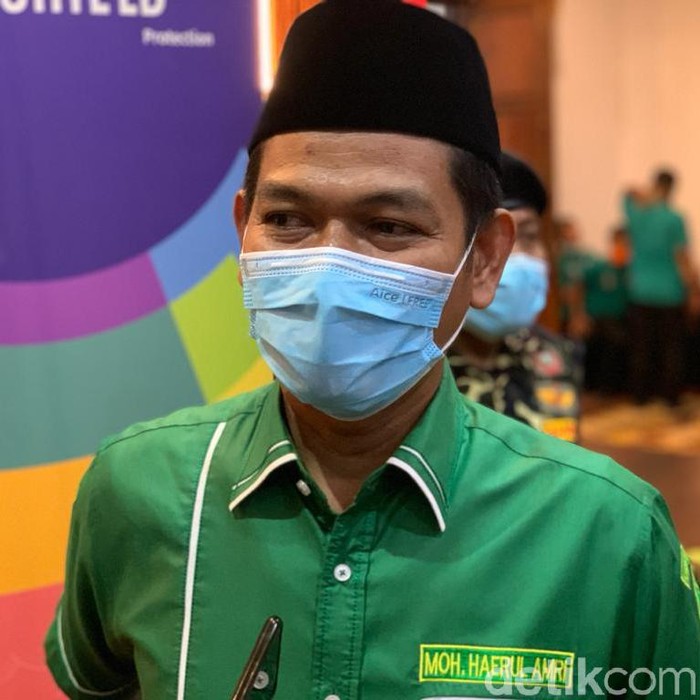 Wakil Ketua GP Ansor, Moh Haerul Amri menyatakan, Ansor, Banser siap menjadi relawan yang divaksin setelah Presiden RI Joko Widodo. Pihaknya, akan selalu support kebijakan Presiden Jokowi.