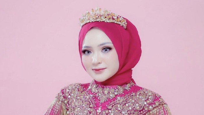 Herlin Kenza Si Barbie Berhijab