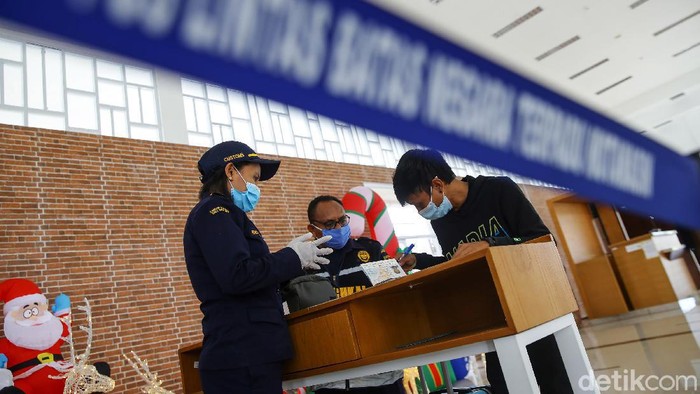 Berkunjung ke Kabupaten Malaka, NTT, belum lengkap rasanya jika tak singgah PLBN Motamasin. Pos yang menjadi pintu gerbang Indonesia dan Timor Leste ini memang menjadi bangunan termegah di Malaka.
