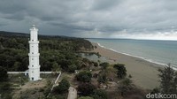 Begini penampakan mercusuar yang berdiri di perbatasan Indonesia-Timor Leste.