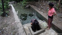 Kondisi air di tempat ini masih sangat bersih.