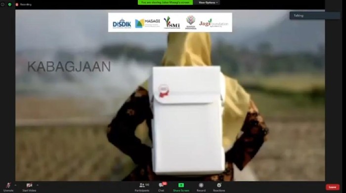 Tas Bakti Guru Kunjung